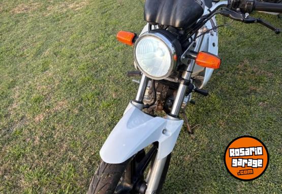 Motos - Honda Twister 2014 Nafta 30000Km - En Venta