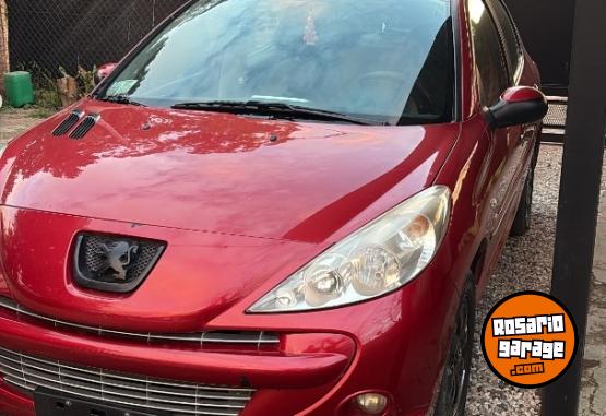 Autos - Peugeot 207 hdi 2012 Diesel 124000Km - En Venta