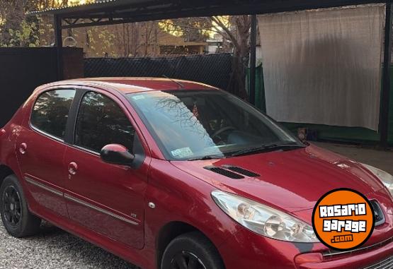 Autos - Peugeot 207 hdi 2012 Diesel 124000Km - En Venta