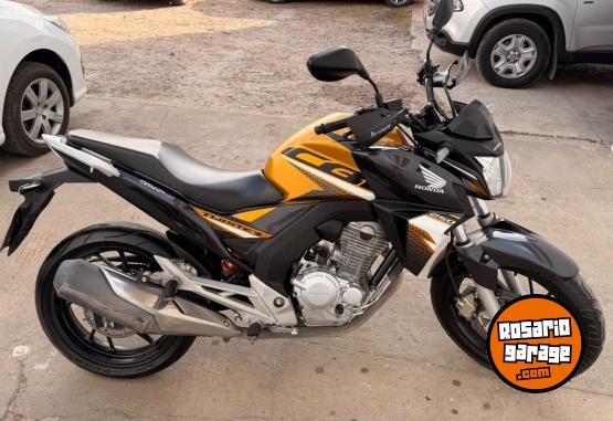 Motos - Honda 250CC CB TWISTER/CB 2021 Nafta 32000Km - En Venta