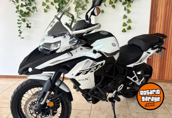 Motos - Benelli TRK 502X 2023 Nafta 6593Km - En Venta