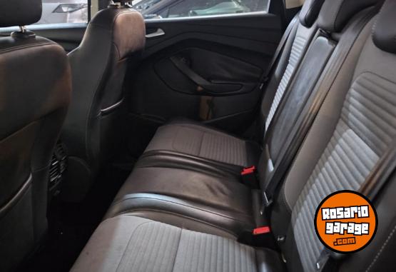 Autos - Ford KUGA SEL 2017 Nafta 77000Km - En Venta