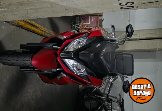 Motos - Kymco 350 2022 Nafta 7200Km - En Venta