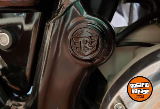 Motos - Royal Enfield INTERCEPTOR 650 2021 Nafta 8000Km - En Venta