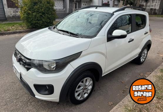 Autos - Fiat Mobi 2018 GNC 172000Km - En Venta