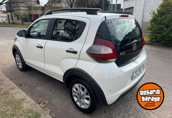 Autos - Fiat Mobi 2018 GNC 172000Km - En Venta