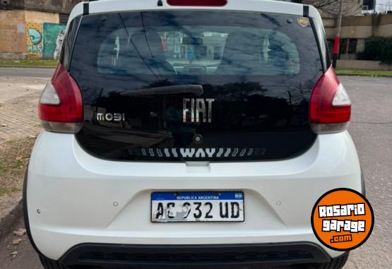 Autos - Fiat Mobi 2018 GNC 172000Km - En Venta