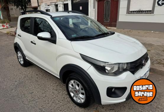 Autos - Fiat Mobi 2018 GNC 172000Km - En Venta