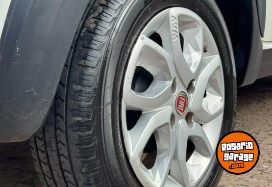 Autos - Fiat Mobi 2018 GNC 172000Km - En Venta