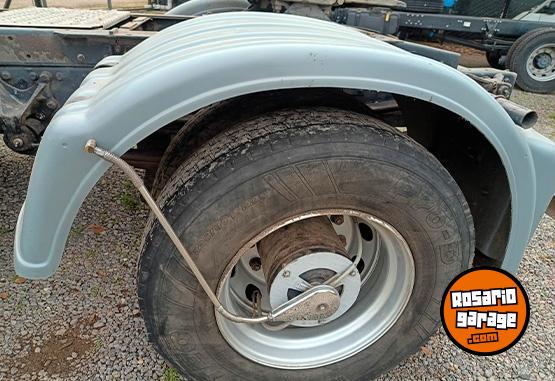 Camiones y Grúas - Mercedes-Benz LS 1634/45 - Año 2006 - En Venta