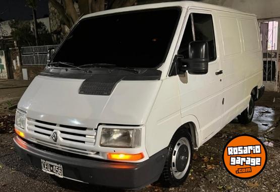 Utilitarios - Renault trafic 1998 Nafta 80000Km - En Venta