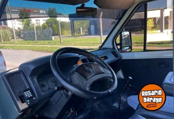Utilitarios - Renault trafic 1998 Nafta 80000Km - En Venta