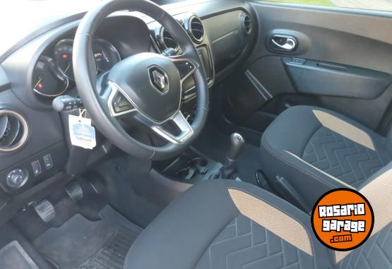 Utilitarios - Renault KANGOO 1.6 STEPWAY 2024 Nafta 40000Km - En Venta