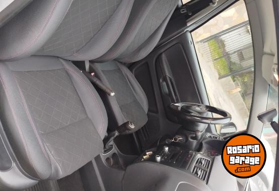 Autos - Volkswagen Suran 2013 GNC - En Venta
