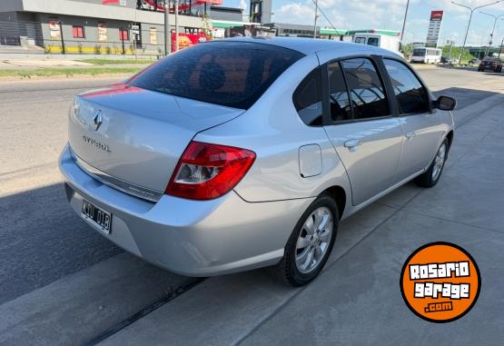Autos - Renault Symbol 2010 Nafta 154000Km - En Venta