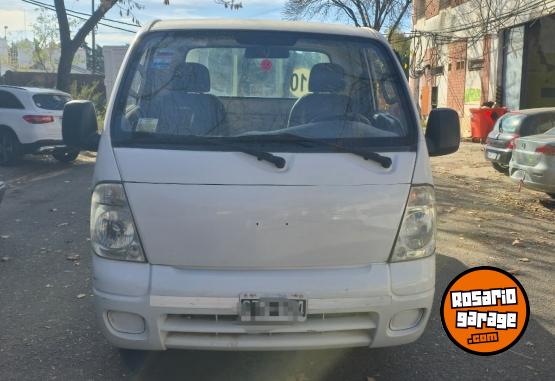 Camiones y Grúas - KIA K2700 M/T 2007 160.000 km - En Venta