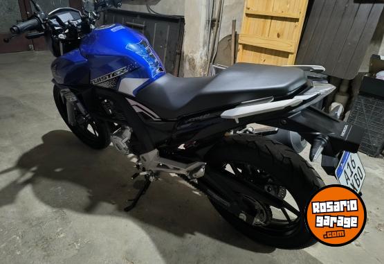 Motos - Honda Twister 250 2022 Nafta 27000Km - En Venta