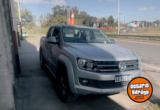 Camionetas - Volkswagen Amarok Confortline 2016 Diesel 140000Km - En Venta