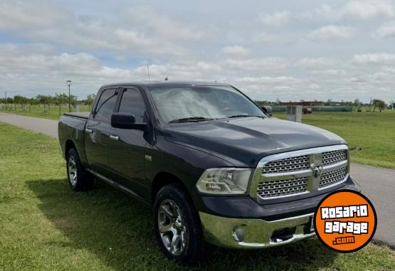 Camionetas - Dodge Ram 1500 Larramie 2015 Nafta 182000Km - En Venta