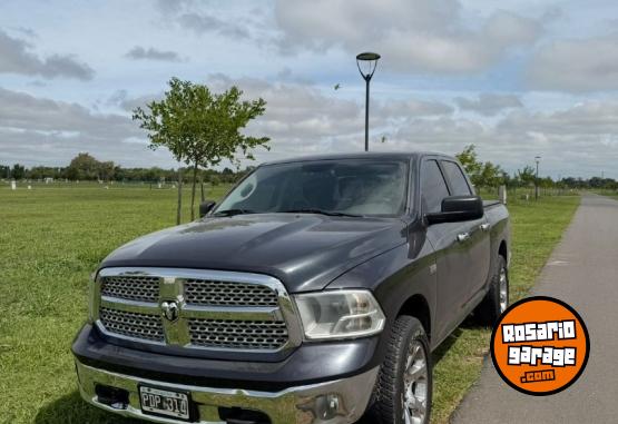 Camionetas - Dodge Ram 1500 Larramie 2015 Nafta 182000Km - En Venta