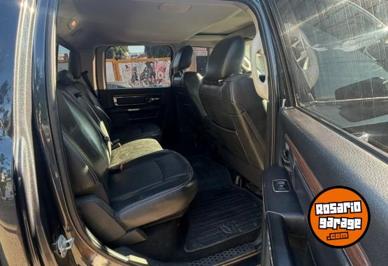 Camionetas - Dodge Ram 1500 Larramie 2015 Nafta 182000Km - En Venta