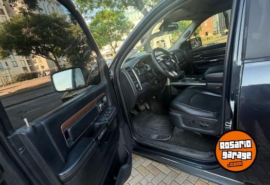 Camionetas - Dodge Ram 1500 Larramie 2015 Nafta 182000Km - En Venta
