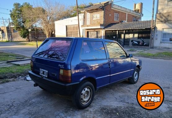 Autos - Fiat Uno 2000 Nafta 250000Km - En Venta
