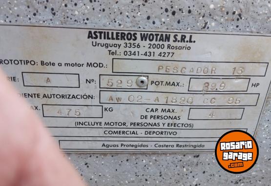 Embarcaciones - CASCO FIBRA PESCADOR WOTAN 13 C MOTOR 25HP - En Venta