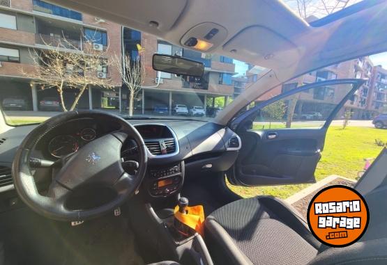Autos - Peugeot 2.0 HDI XT 2011 Diesel 119000Km - En Venta