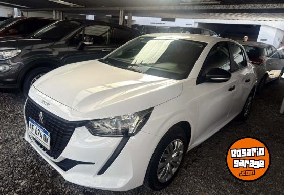Autos - Peugeot 208 1.2 Like 2023 Nafta 43000Km - En Venta