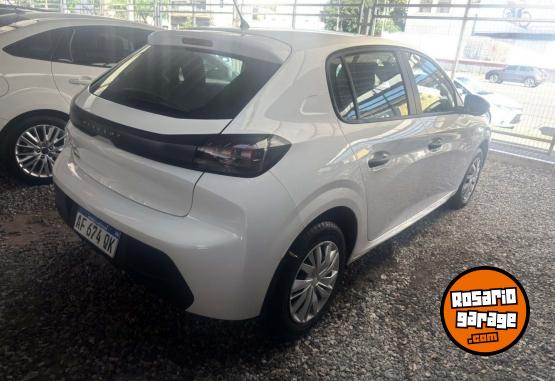 Autos - Peugeot 208 1.2 Like 2023 Nafta 43000Km - En Venta