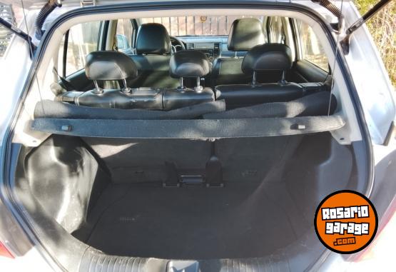 Autos - Nissan Tiida Tekna 2009 Nafta 175000Km - En Venta