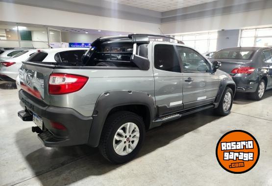 Camionetas - Fiat STRADA ADVENTURE D/C 2017 Nafta 98900Km - En Venta
