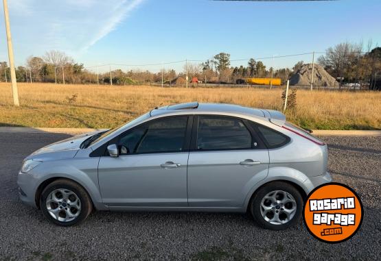 Autos - Ford FOCUS II GHIA 2.0 2011 Nafta 150000Km - En Venta