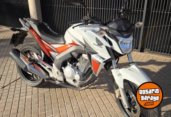 Motos - Honda Twister 250 2018 Nafta 23700Km - En Venta