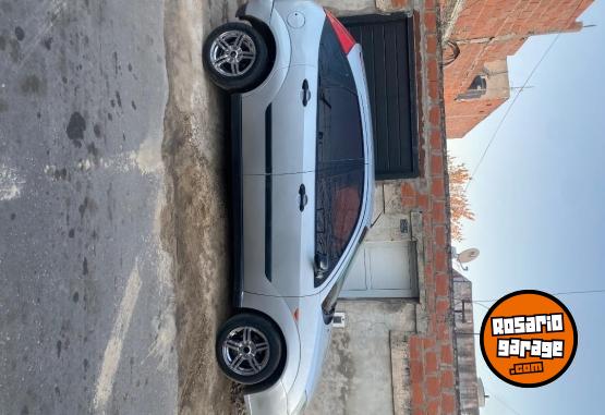 Autos - Ford Focus 1 2002 Nafta 200000Km - En Venta