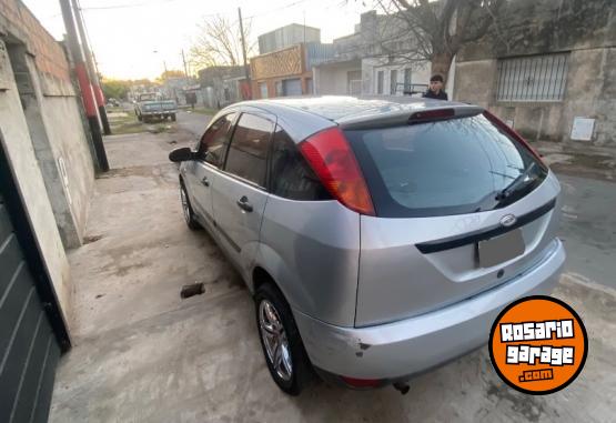 Autos - Ford Focus 1 2002 Nafta 200000Km - En Venta