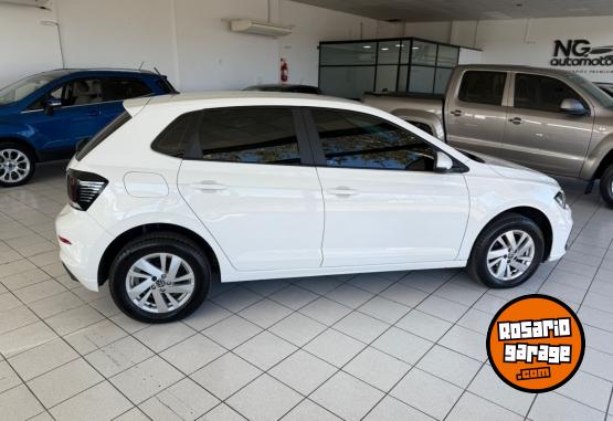 Autos - Volkswagen Polo Comfortline 2024 Nafta 27000Km - En Venta