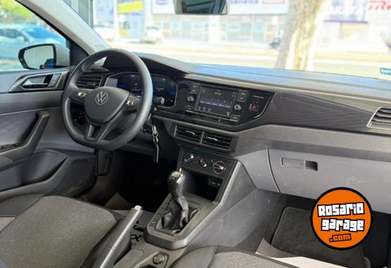 Autos - Volkswagen Polo Comfortline 2024 Nafta 27000Km - En Venta