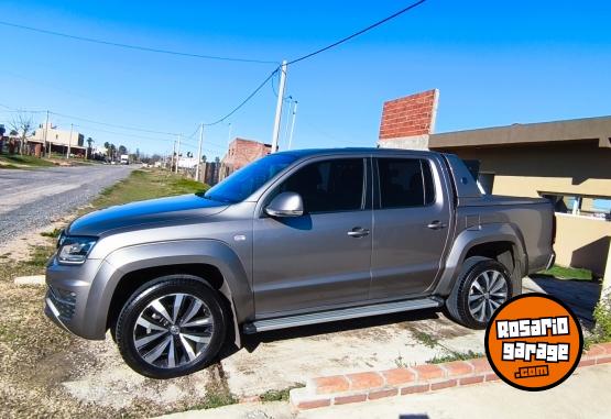 Camionetas - Volkswagen Amarok v6 extreme 2023 Diesel 89000Km - En Venta