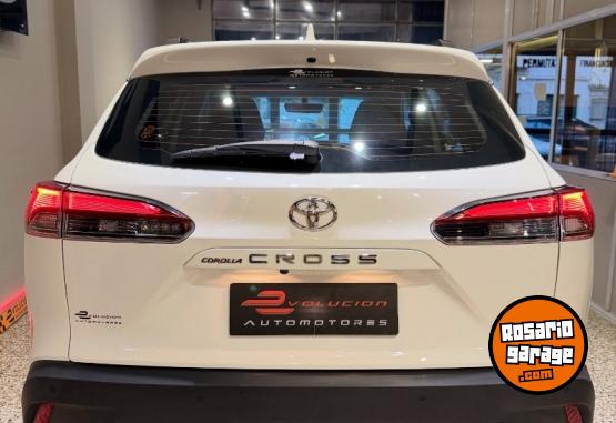 Autos - Toyota COROLLA CROSS XEI 2022 Nafta 60000Km - En Venta