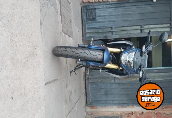 Motos - Honda CB300 2025 Nafta 2100Km - En Venta