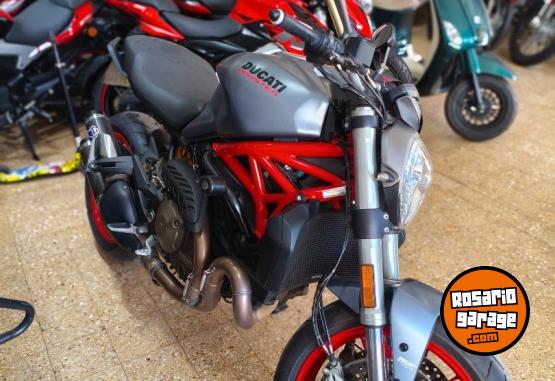 Motos - Ducati Moster 821 2017 Nafta 28000Km - En Venta