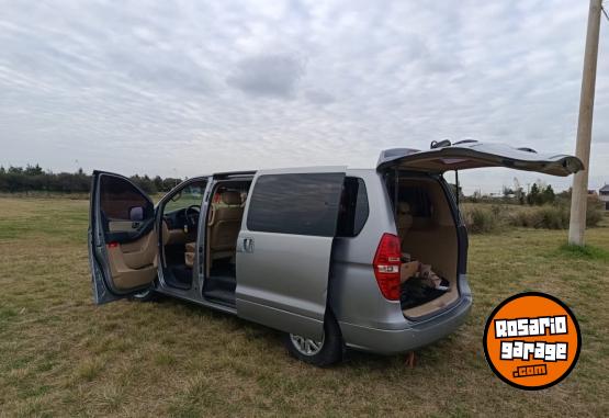Utilitarios - Hyundai H1 2018 Diesel 146000Km - En Venta