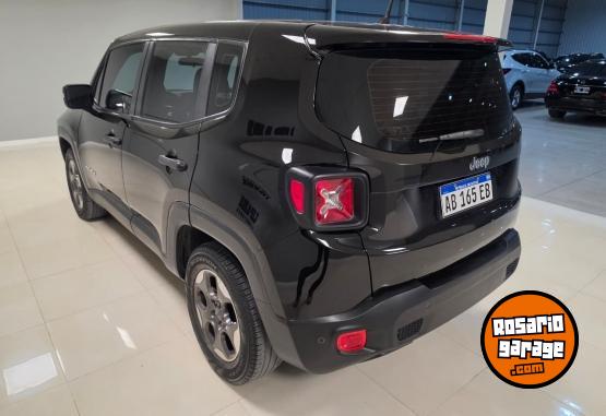 Camionetas - Jeep Renegade Sport , 2017 Nafta 140000Km - En Venta