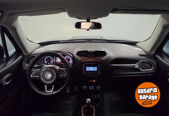 Camionetas - Jeep Renegade Sport , 2017 Nafta 140000Km - En Venta