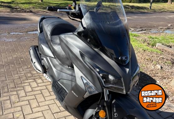 Motos - Kymco Xtown 250 2025 Nafta 10000Km - En Venta