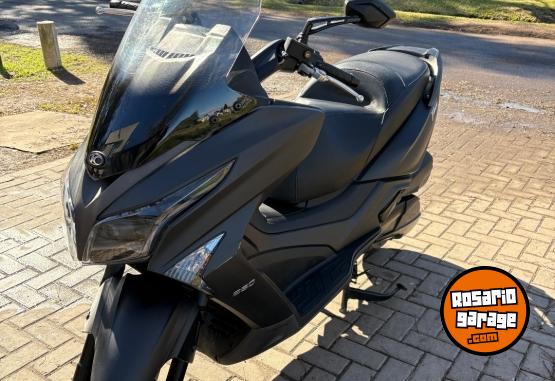 Motos - Kymco Xtown 250 2025 Nafta 10000Km - En Venta