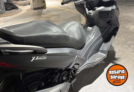 Motos - Kymco Xtown 250 2025 Nafta 10000Km - En Venta