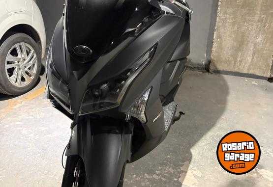 Motos - Kymco Xtown 250 2025 Nafta 10000Km - En Venta